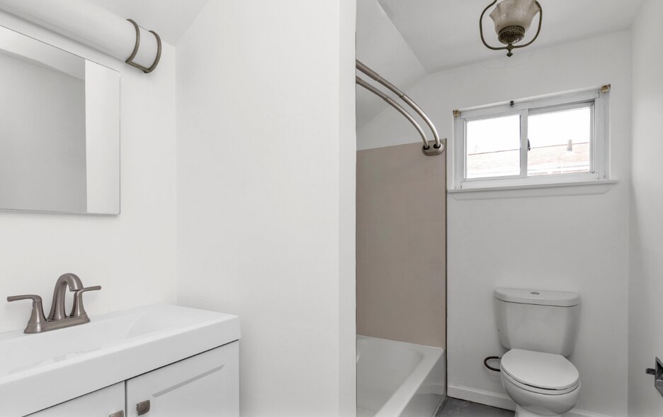 More Photos Of 2461 Merrick Ave, Merrick Medical For Sale