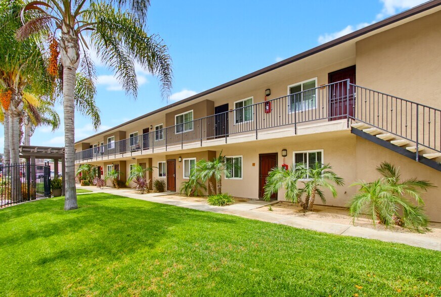 More Photos Of 202-208 Willie James Jones Ave, San Diego Apartments For Sale