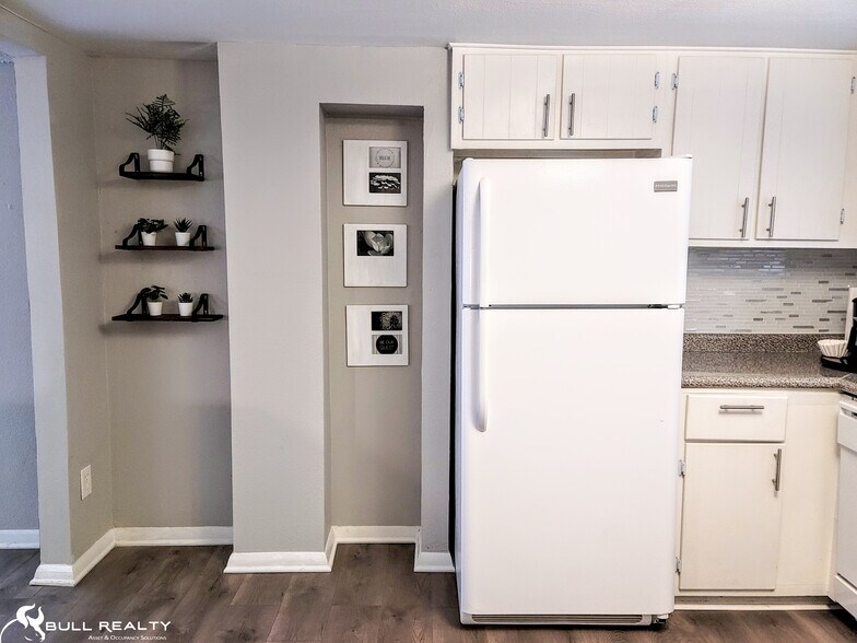 More Photos Of 641 Powder Springs St SE, Smyrna Apartments For Sale