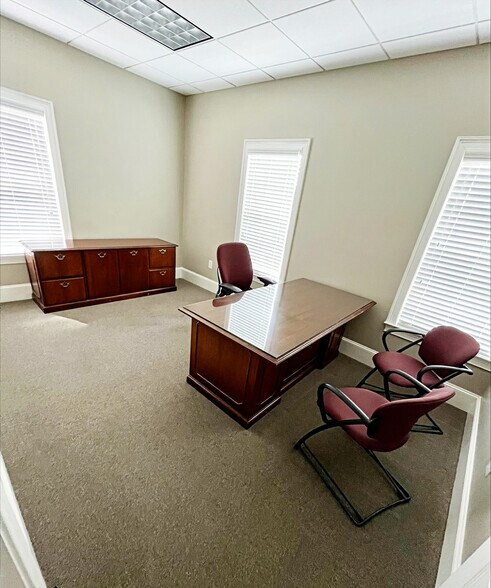 More Photos Of 2500 Northside Crossing, Macon-Bibb Office For Lease