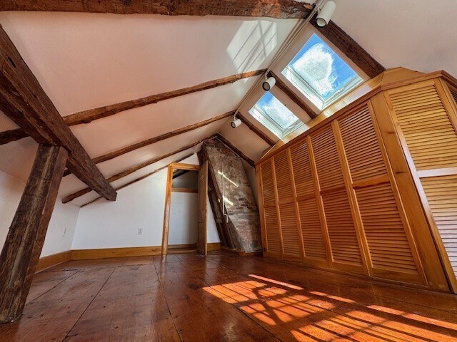 More Photos Of 146-154 Main St, Westport Freestanding For Lease