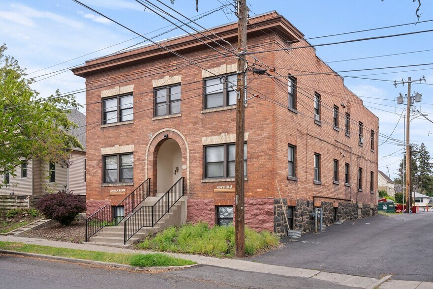 More Photos Of 1618 N Lincoln St, Spokane Apartments For Sale