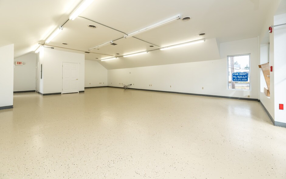 More Photos Of 4707-4711 Route 8, Allison Park Freestanding For Lease