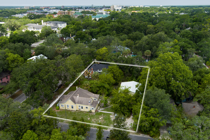 Primary Photo Of 722 NE 3rd Ave, Gainesville Apartments For Sale