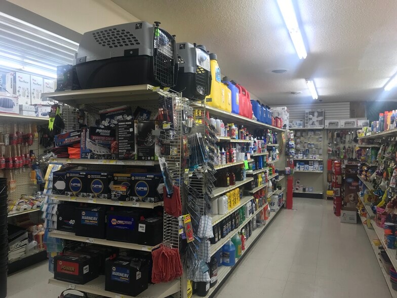 More Photos Of 25817 State Hwy 64, Pittsburg Supermarket For Sale