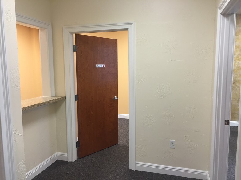 More Photos Of 723-753 CR 466, Lady Lake Medical For Sale
