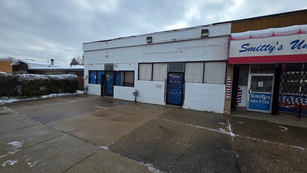 More Photos Of 19623 Joy Rd, Detroit General Retail For Sale