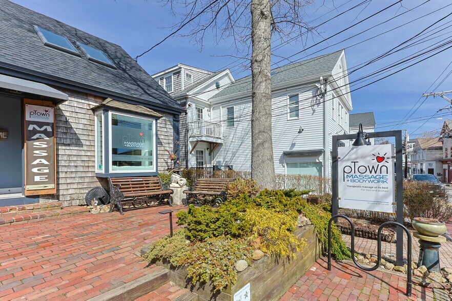 More Photos Of 182 Commercial St, Provincetown Storefront For Sale