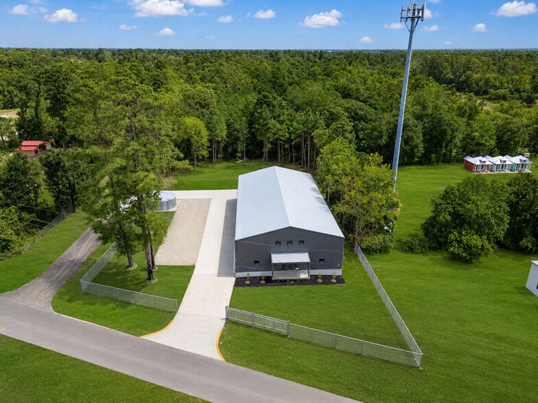 More Photos Of 8382 Miller Rd, Magnolia Industrial For Sale