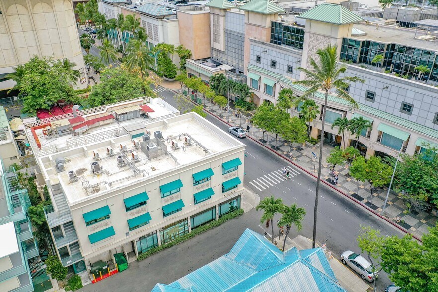 More Photos Of 345 Royal Hawaiian Ave, Honolulu General Retail For Lease