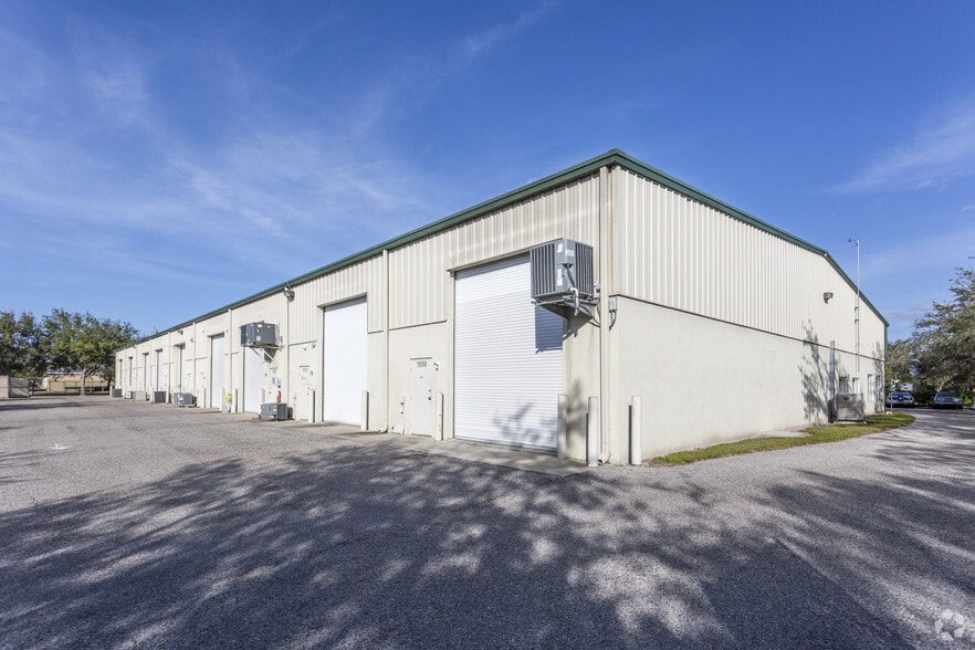 More Photos Of 1550-1582 Global Ct, Sarasota Light Manufacturing For Sale
