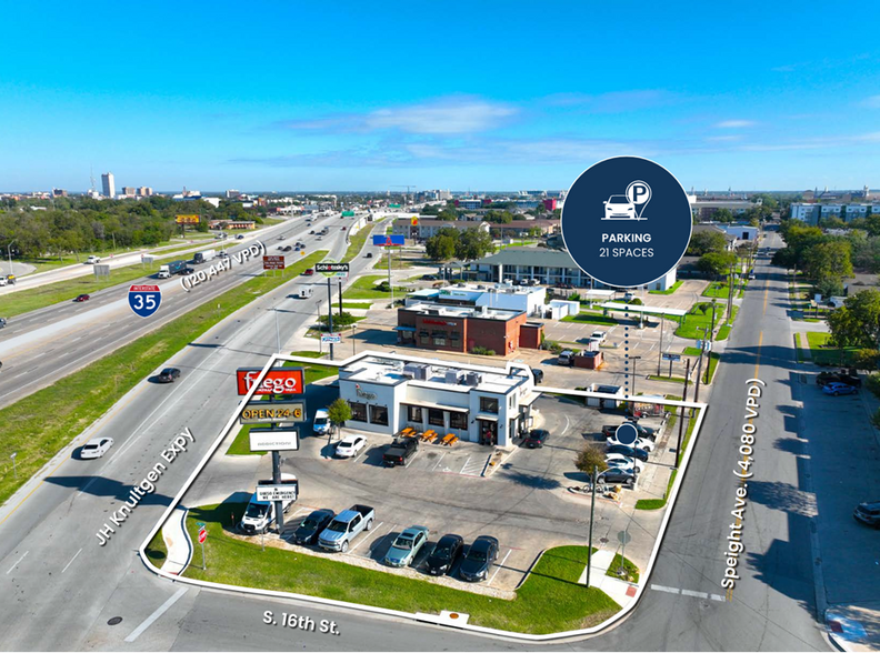 More Photos Of 1524 IH-35, Waco General Retail For Sale