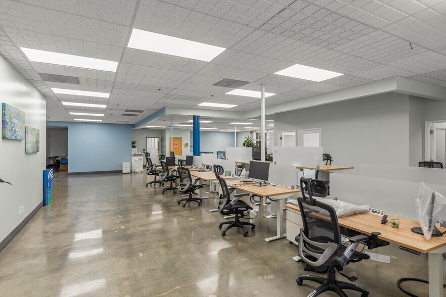 More Photos Of 400 Seaport Ct, Redwood City Medical For Lease