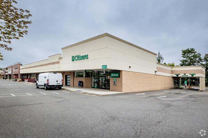 More Photos Of 6070 Jericho Tpke, Commack General Retail For Lease
