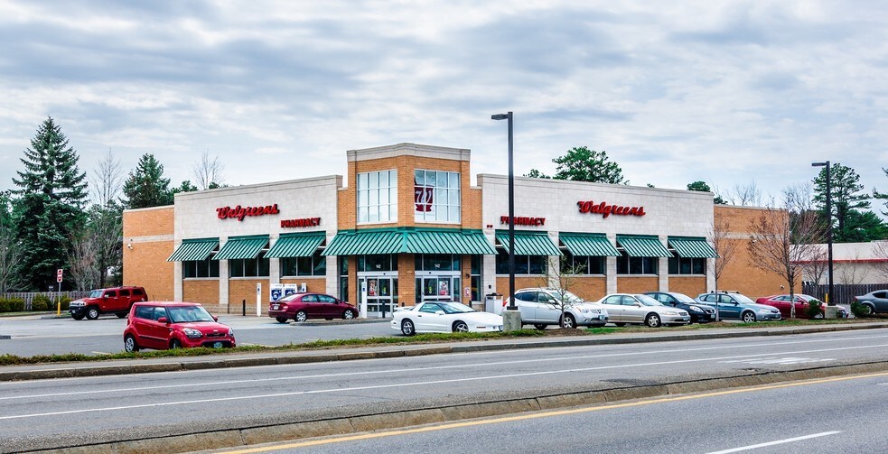 Primary Photo Of 142 Loudon Rd, Concord Drugstore For Sale