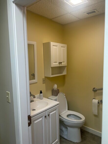 More Photos Of 413 Alfred Rd, Biddeford Office For Lease