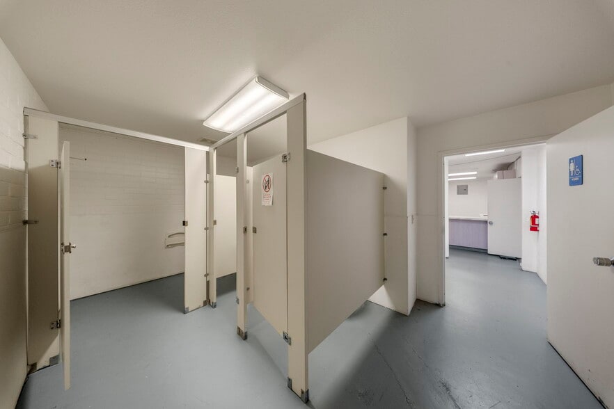 More Photos Of 701 H St, Modesto Loft Creative Space For Sale