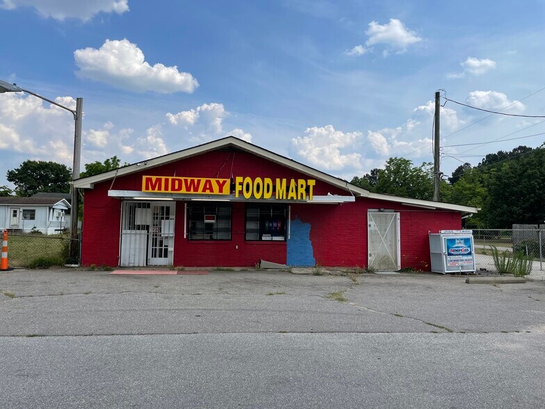 More Photos Of 4039 Camden Rd, Fayetteville Convenience Store For Sale