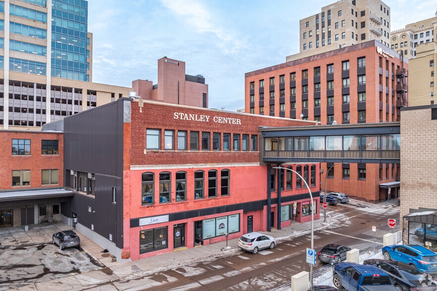 More Photos Of 400-408 W Superior St, Duluth Office For Lease