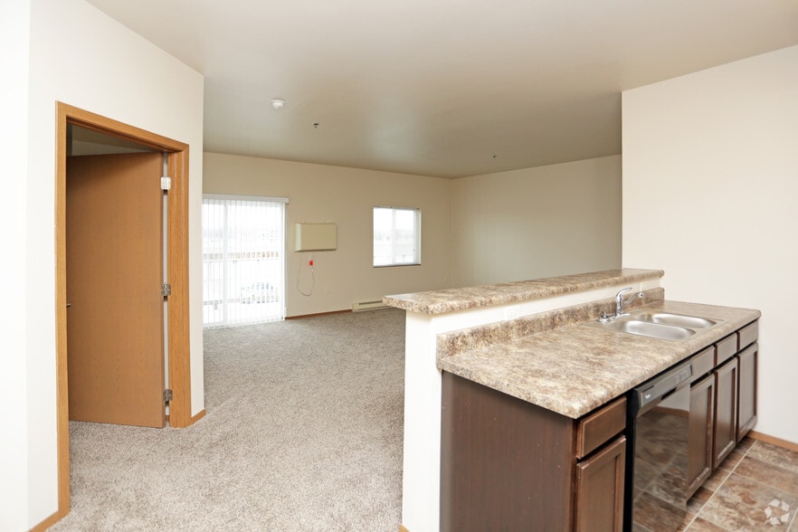 More Photos Of 1300-1302 Quiniela Dr, North Sioux City Apartments For Sale