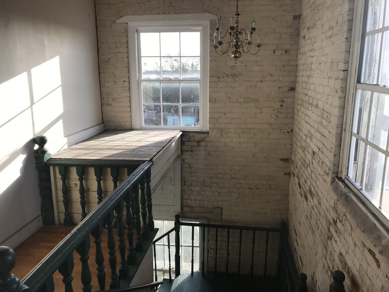 More Photos Of 1906 N Armenia Ave, Tampa Loft Creative Space For Lease