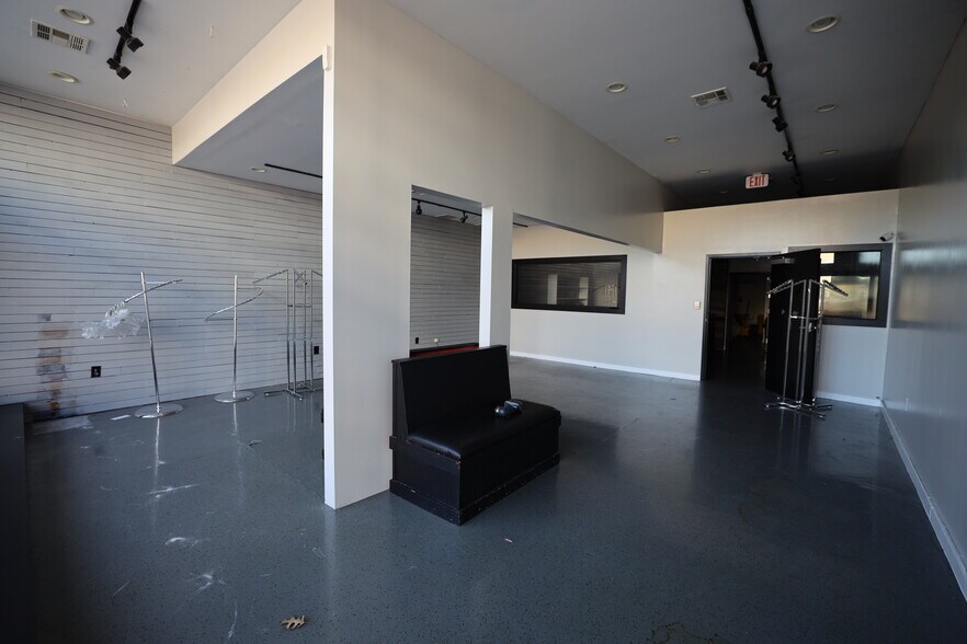 More Photos Of 710 N Broadway Ave, Oklahoma City Storefront For Lease