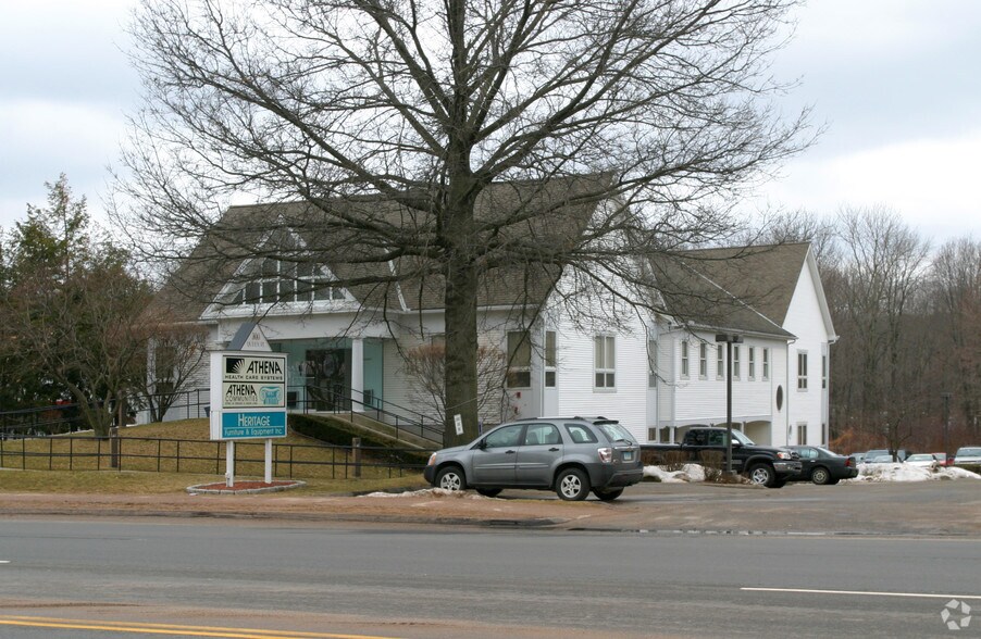 More Photos Of 300 Queen St, Southington Medical For Lease