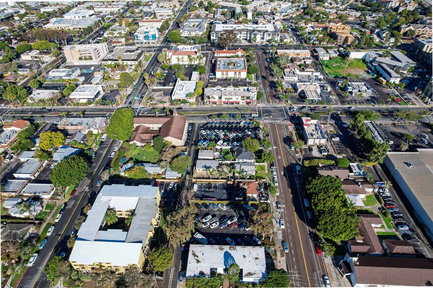 More Photos Of 3055 Harding St, Carlsbad Restaurant For Sale