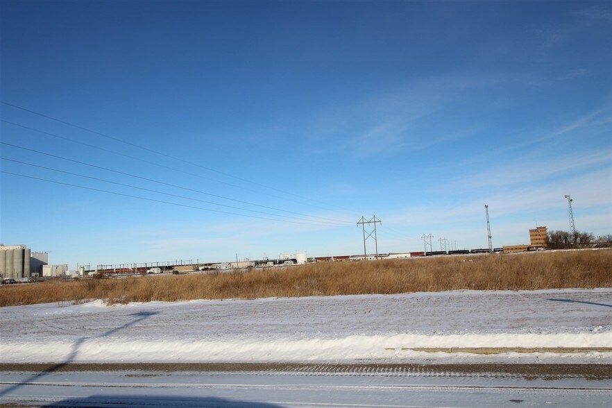 More Photos Of 6525 2nd Ave SE, Minot Land For Lease