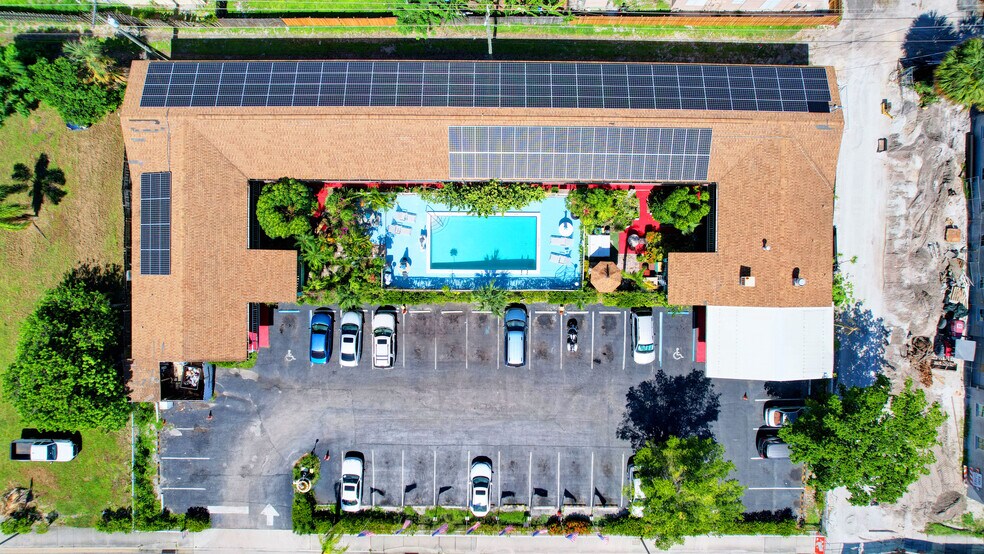 More Photos Of 901 S Federal Hwy, Lake Worth Hotel For Sale