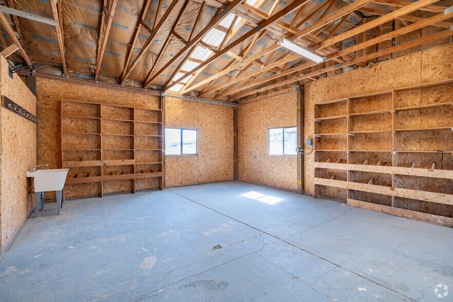 More Photos Of 600 Industrial Way, Lovelock Warehouse For Sale