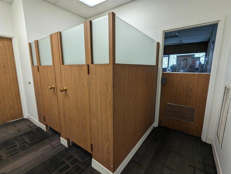 More Photos Of 1501 Tilton Rd, Northfield Office For Sale