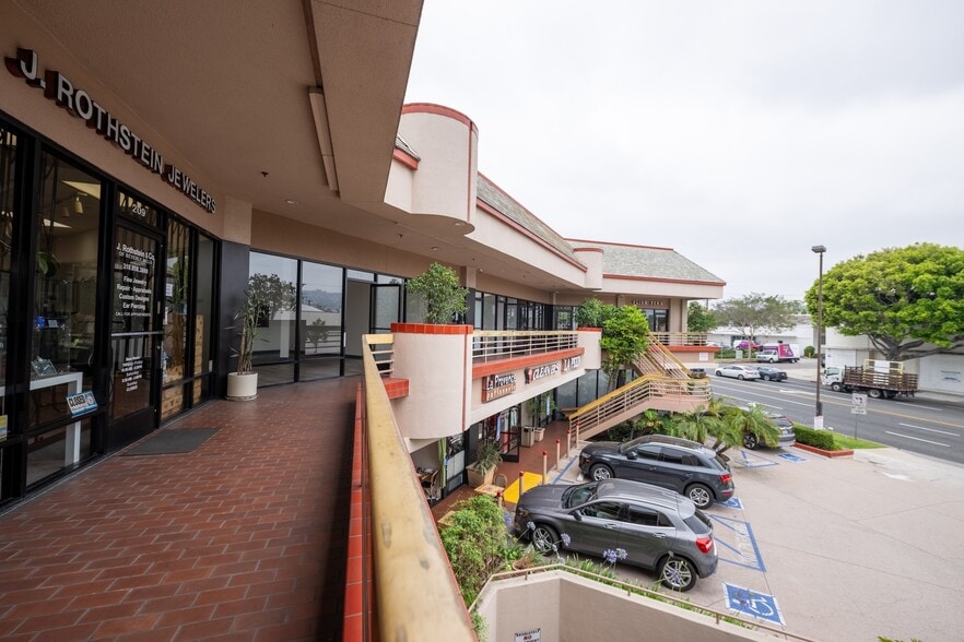 More Photos Of 8950 W Olympic Blvd, Beverly Hills Storefront Retail Office For Sale