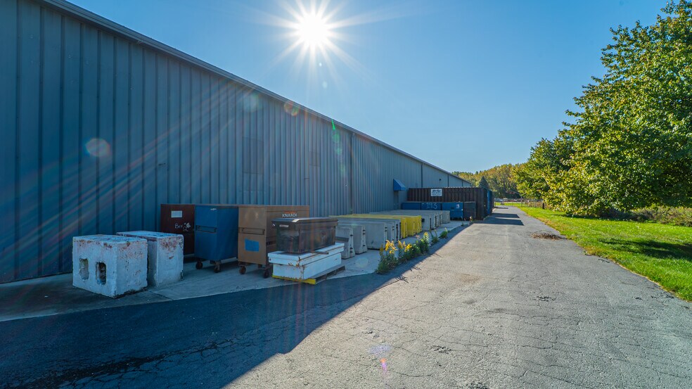 More Photos Of 6610 Shepherd Ave, Portage Distribution For Lease