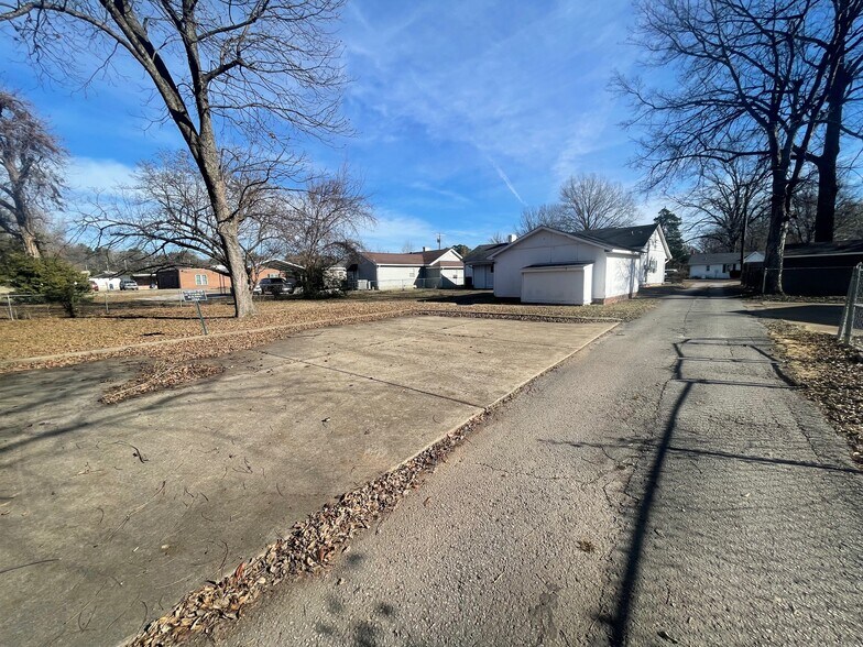 More Photos Of 109 Tucker St, Jackson Office For Sale