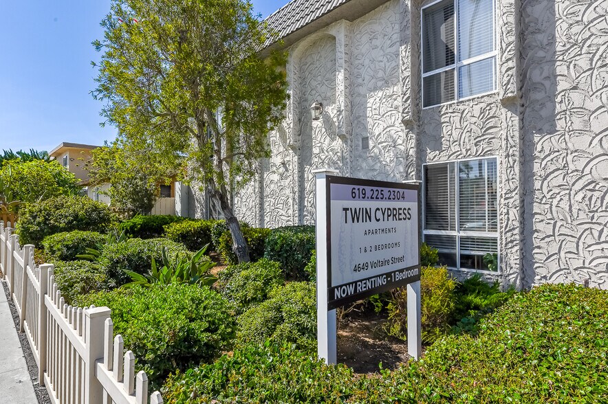 More Photos Of 4649 Voltaire St, San Diego Apartments For Sale