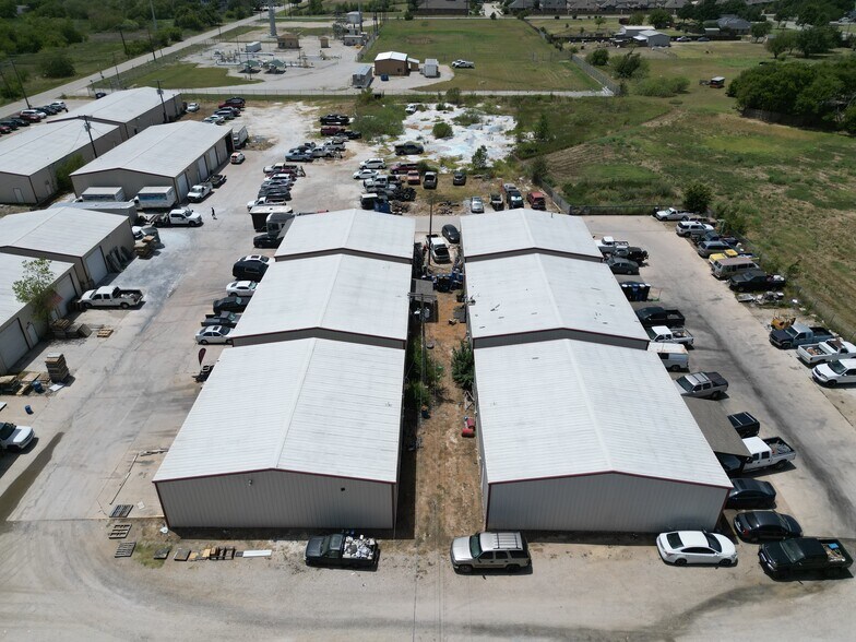 More Photos Of 3019 Keller Hicks Rd, Fort Worth Unknown For Lease