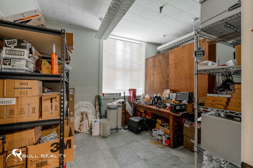 More Photos Of 979 Donnelly Ave SW, Atlanta Warehouse For Sale