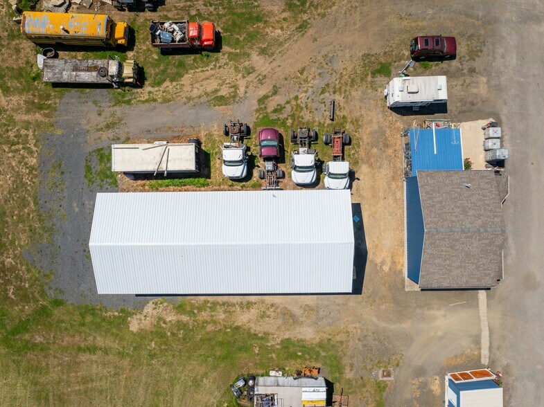 More Photos Of 215 Lawson Ln, Tenmile Warehouse For Sale