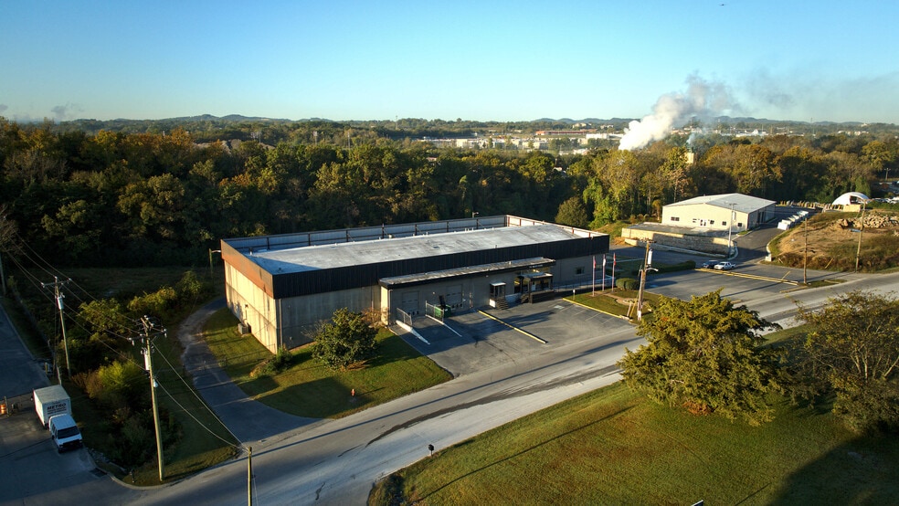 Primary Photo Of 114 Bush Rd, Nashville Light Distribution For Lease