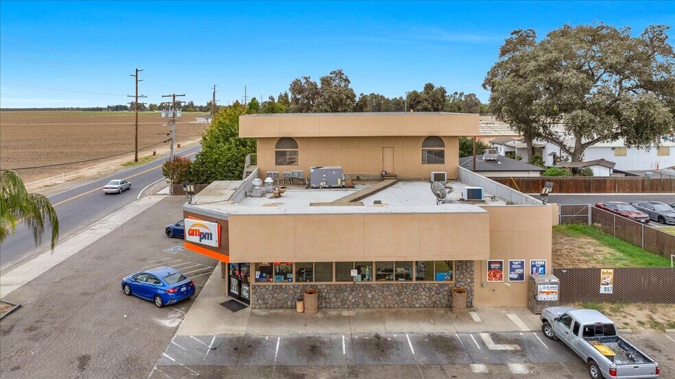 More Photos Of 1088 N Mooney Blvd, Tulare Freestanding For Lease