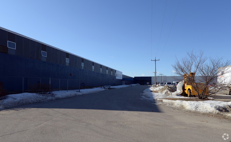 More Photos Of 745 Jefferson Blvd, Warwick Manufacturing For Lease