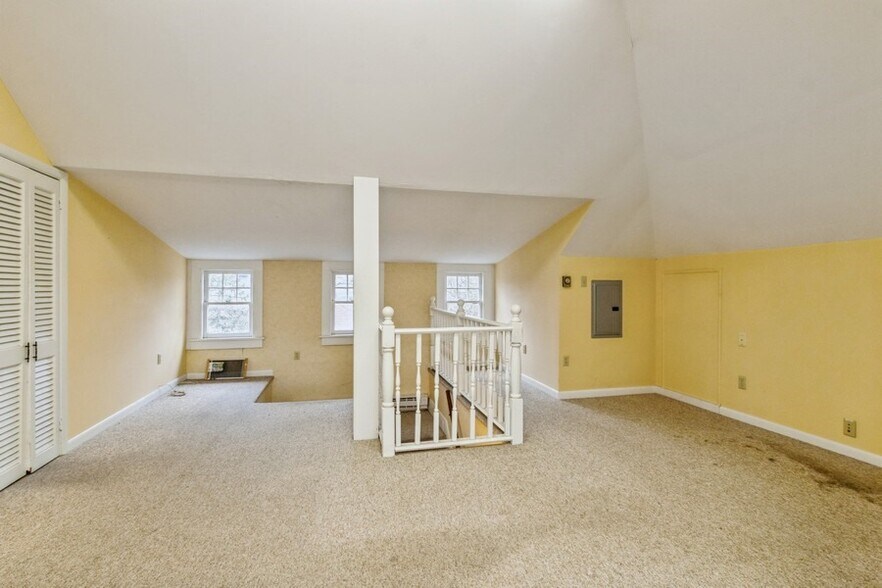 More Photos Of 114 S Euclid Ave, Westfield Office For Sale