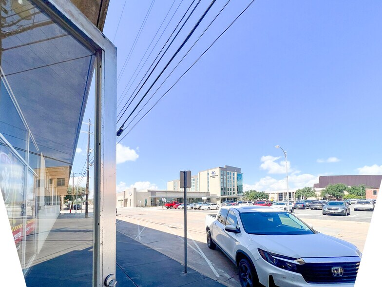 More Photos Of 473 Cypress St, Abilene Loft Creative Space For Sale