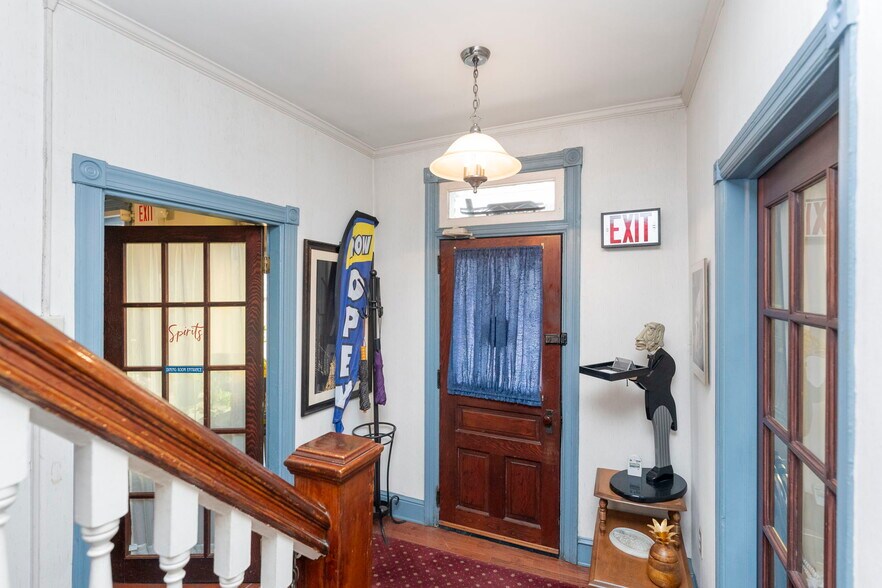 More Photos Of 3164 Main St, Green Lane Restaurant For Sale