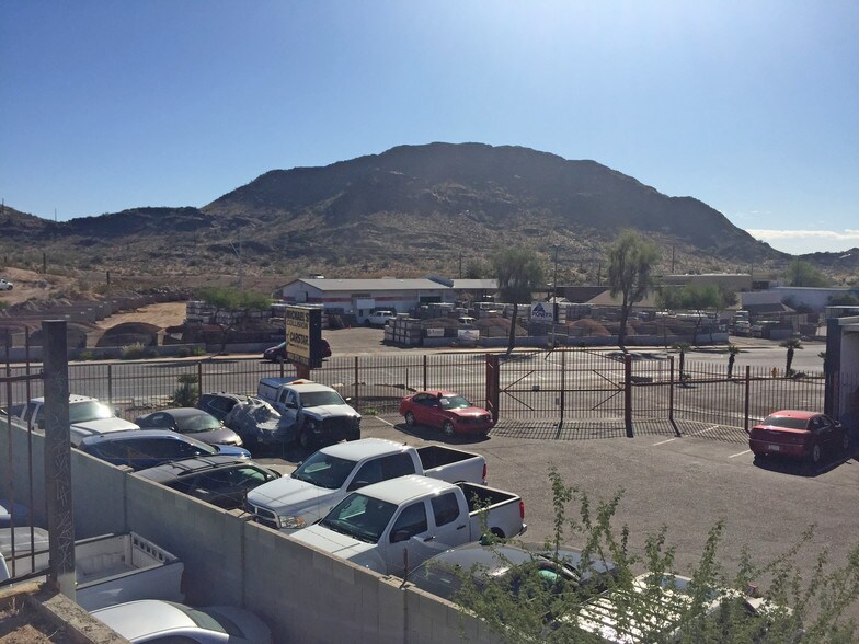 More Photos Of 1545 E Yucca St, Phoenix Warehouse For Lease