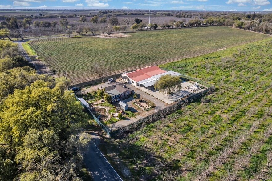 More Photos Of 9503 Barber Rd, Galt Land For Sale