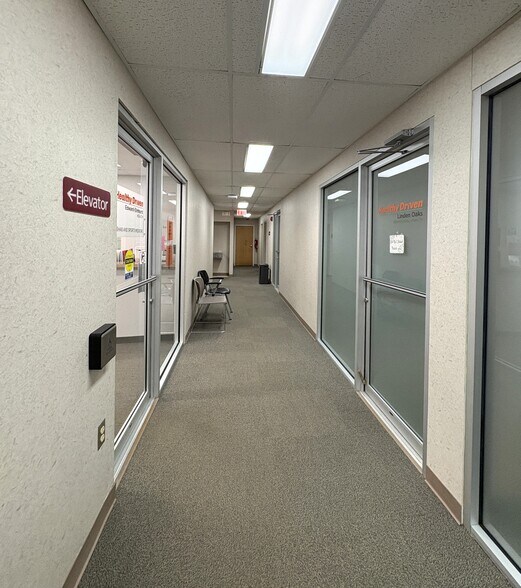 More Photos Of 1 E County Line Rd, Sandwich Medical For Lease