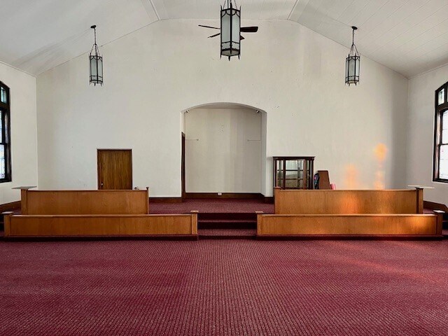 More Photos Of 211 Mill St, Beaverdam Religious Facility For Sale