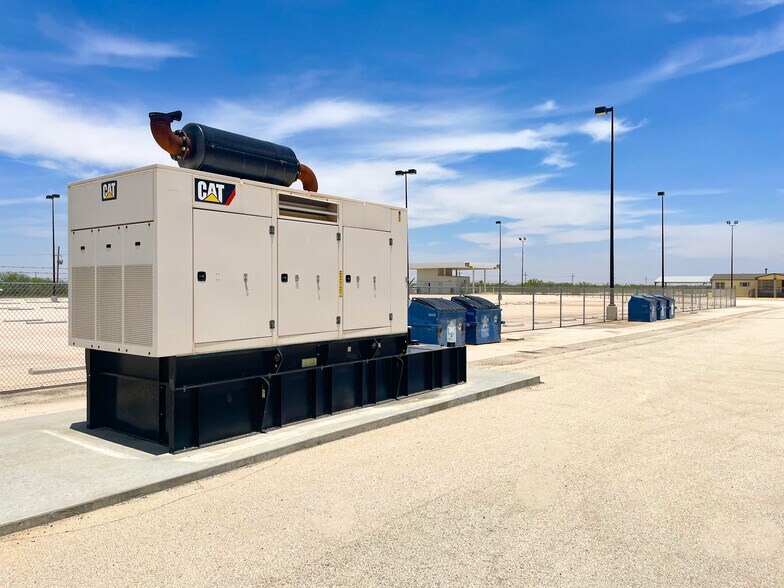 More Photos Of 2625 Co 180 rd, Garden City Manufacturing For Sale